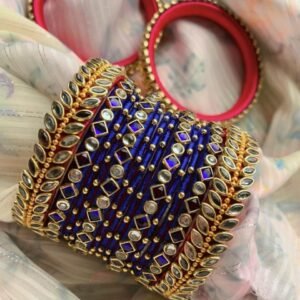 হাতে তৈরী রেশমি চুড়ি